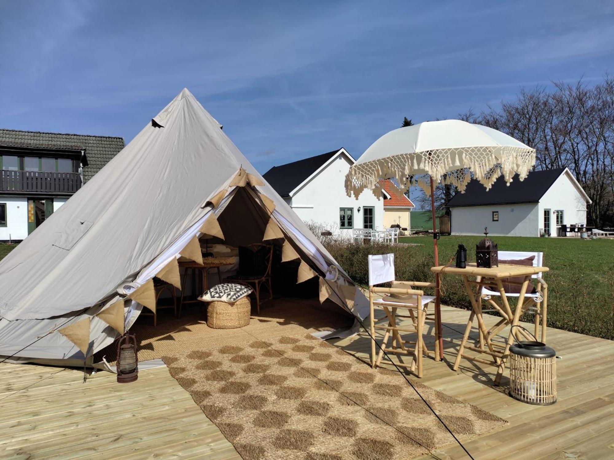 Luxury Tent With Restroom And Shower, Close To The Beach Истад Экстерьер фото