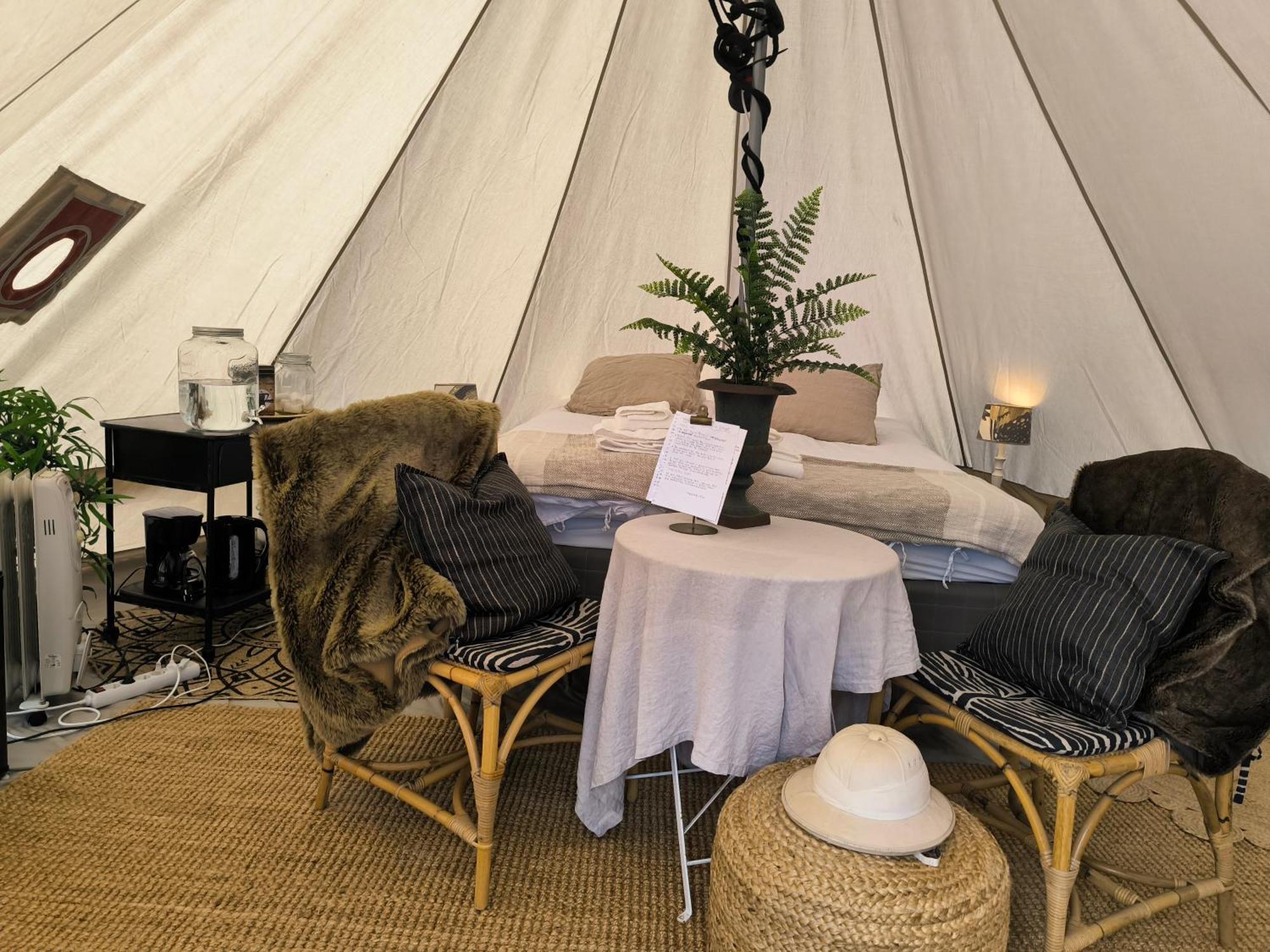 Luxury Tent With Restroom And Shower, Close To The Beach Истад Экстерьер фото